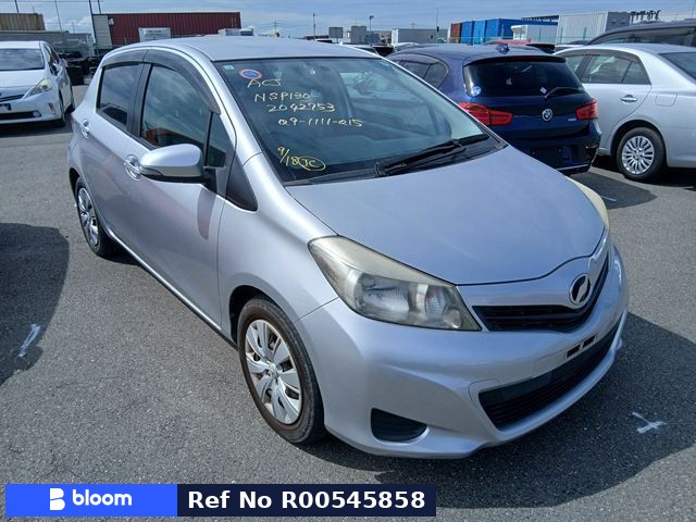 2011 Toyota Vitz
