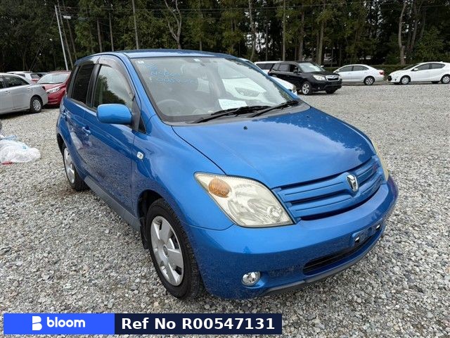 2003 Toyota IST