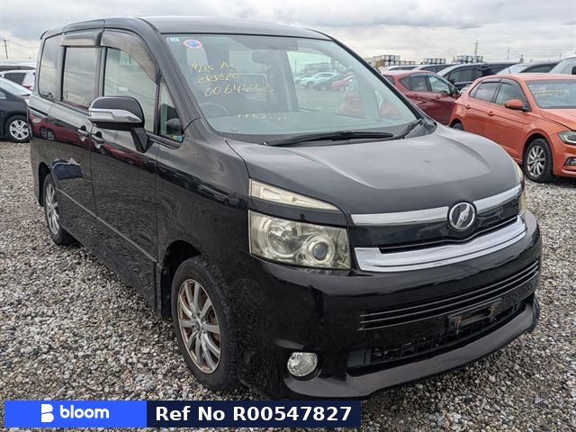 2007 Toyota Voxy