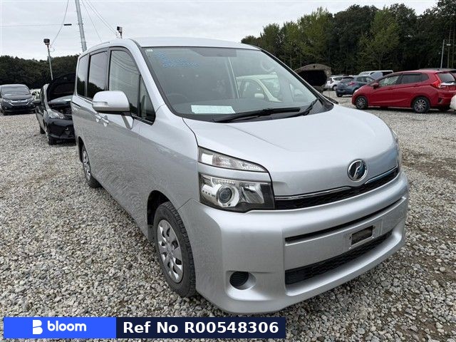 2011 Toyota Voxy