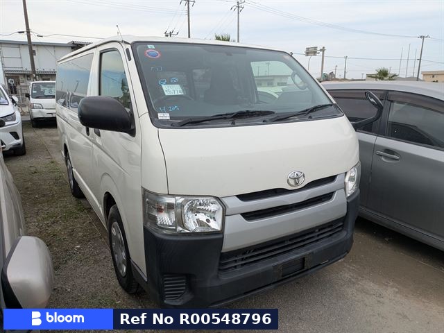 2015 Toyota Hiace V
