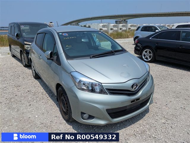 2011 Toyota Vitz