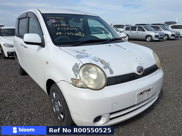 2005 Toyota Sienta