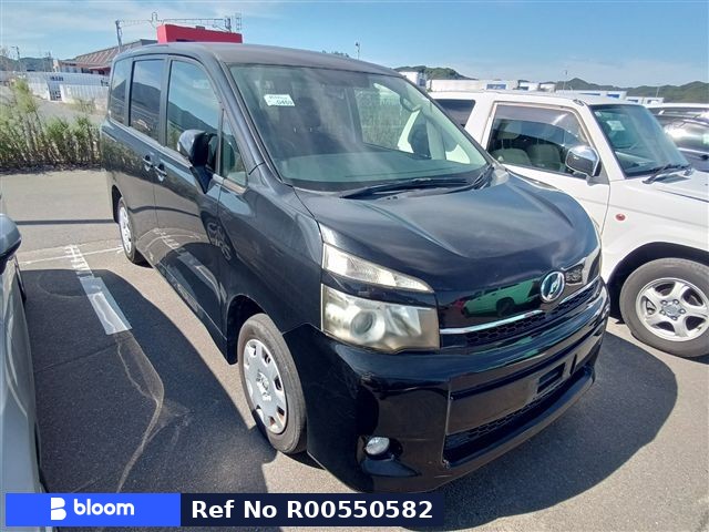 2011 Toyota Voxy