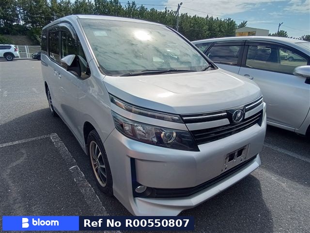 2014 Toyota Voxy