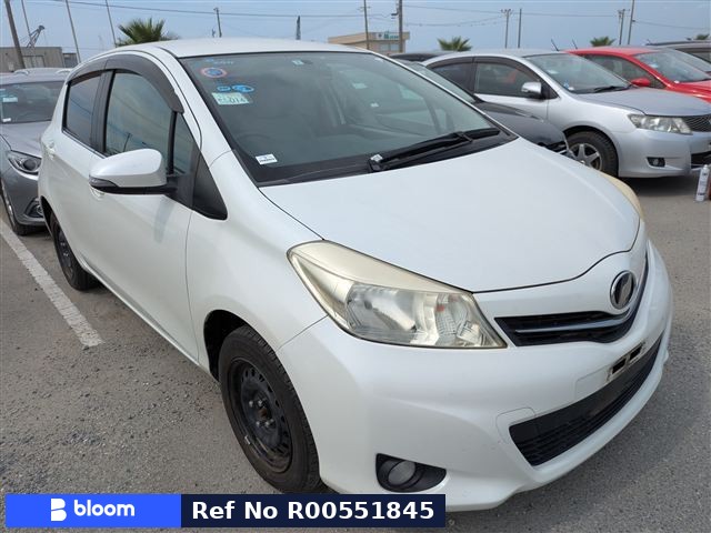 2011 Toyota Vitz