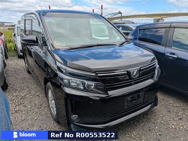 2014 Toyota Voxy