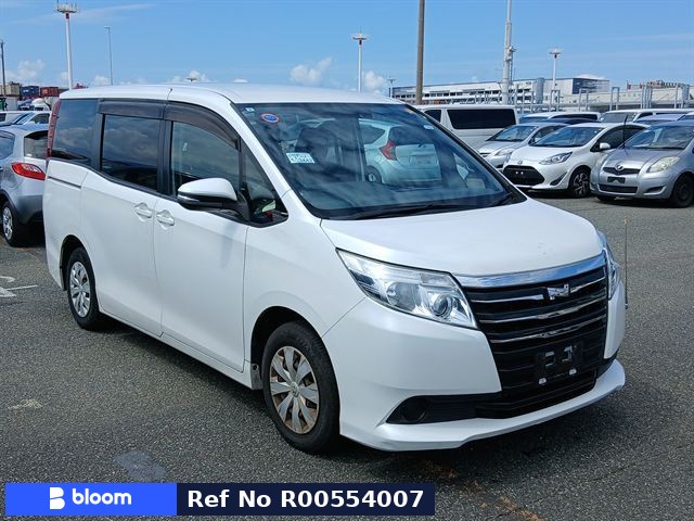 2015 Toyota Noah