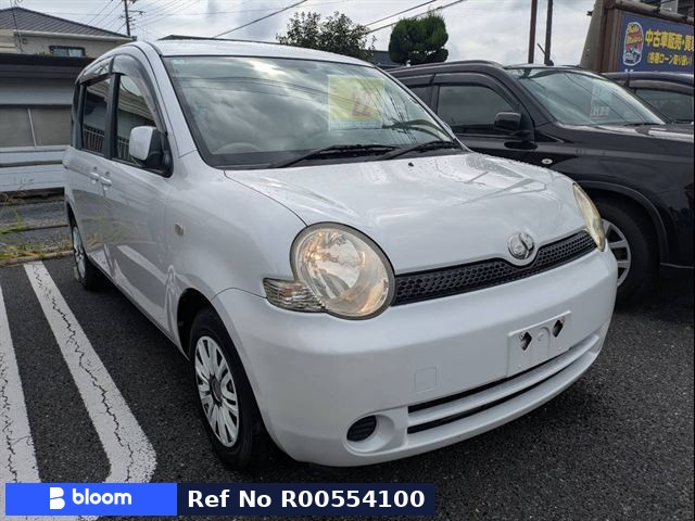 2003 Toyota Sienta