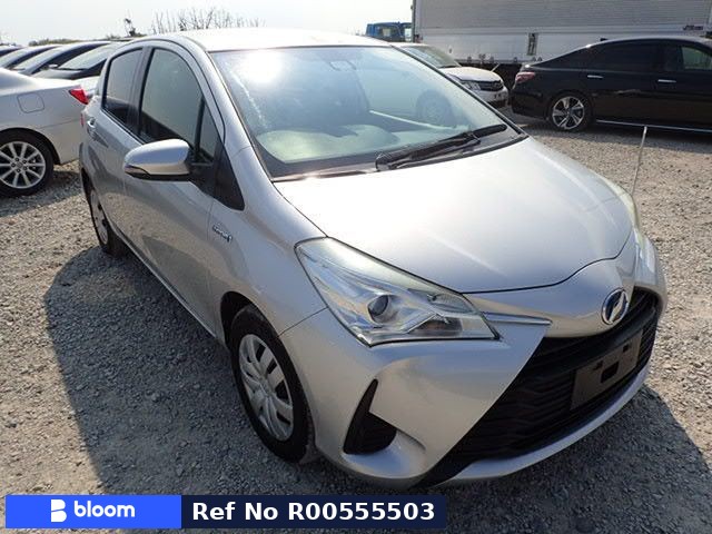 2017 Toyota Vitz HV