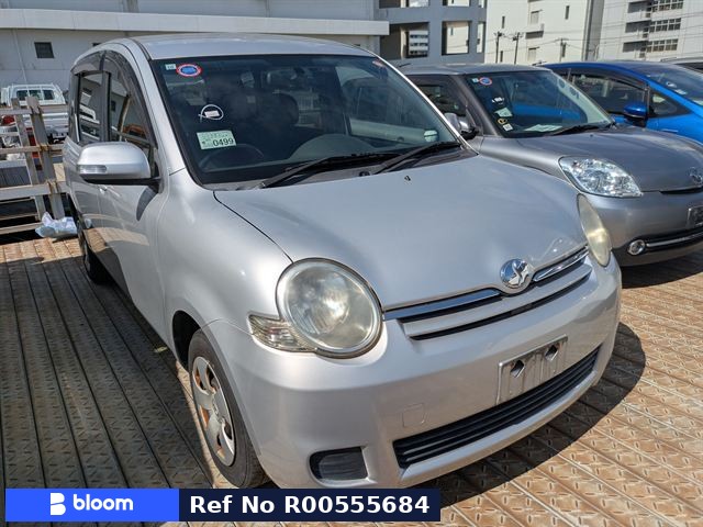 2011 Toyota Sienta