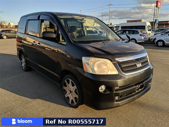 2006 Toyota Noah