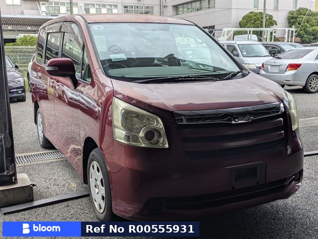 2007 Toyota Noah