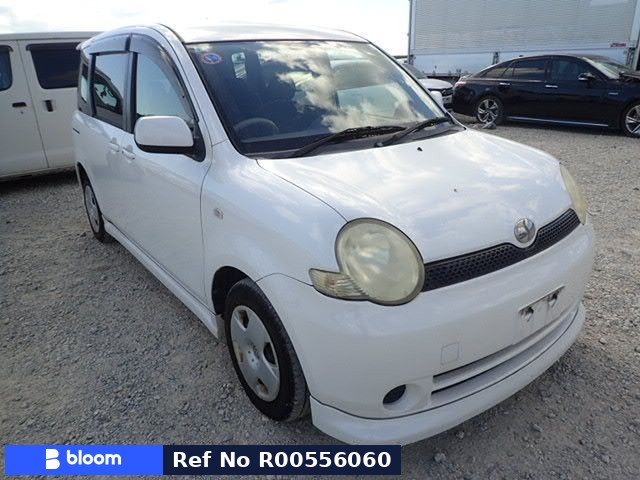 2005 Toyota Sienta