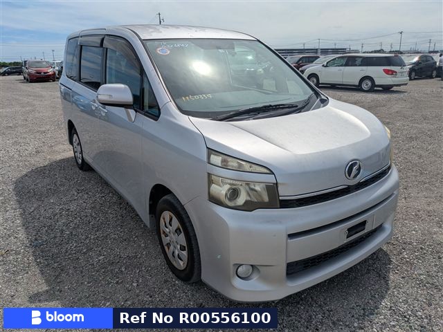 2010 Toyota Voxy