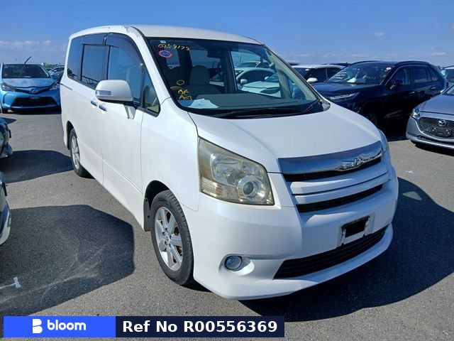 2009 Toyota Noah