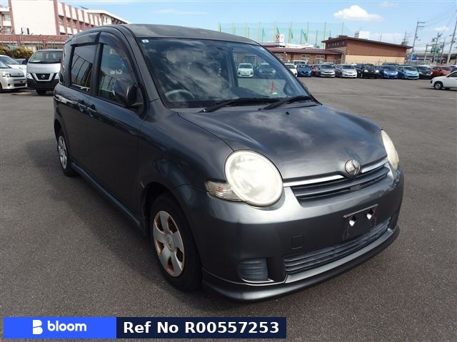 2007 Toyota Sienta