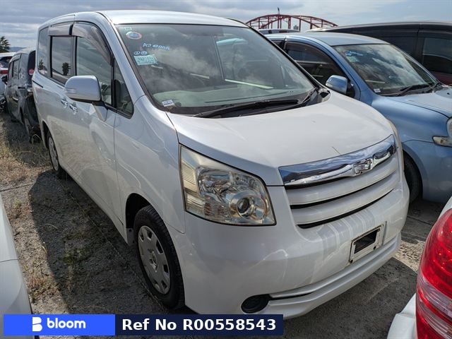 2009 Toyota Noah