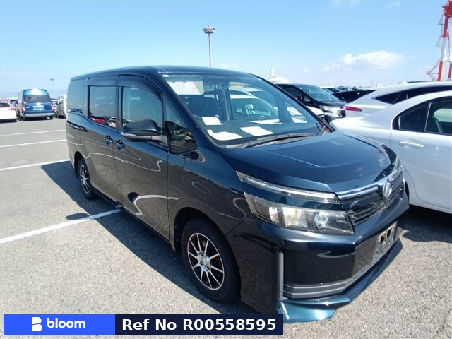 2015 Toyota Voxy
