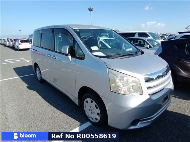 2009 Toyota Noah