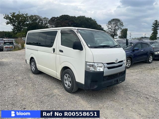 2015 Toyota Hiace V