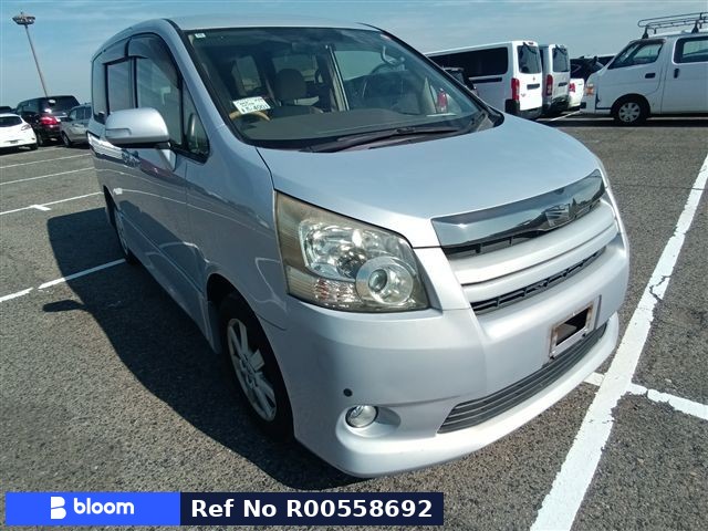 2008 Toyota Noah
