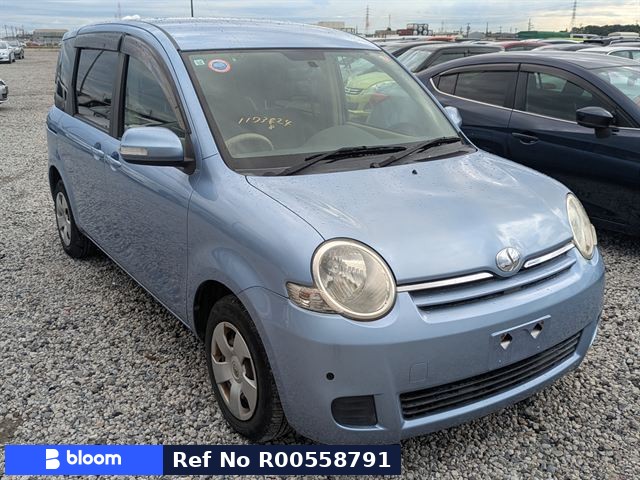 2011 Toyota Sienta