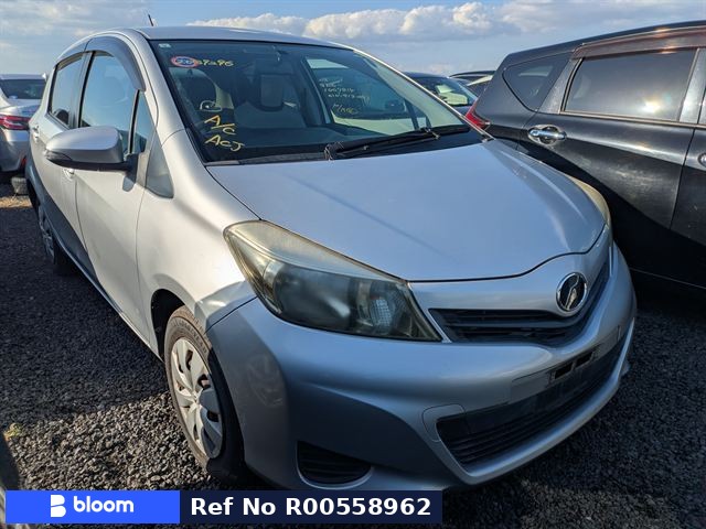 2011 Toyota Vitz