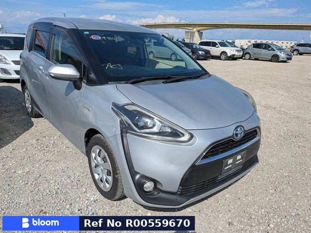 2016 Toyota Sienta HV