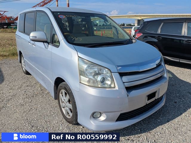 2009 Toyota Noah