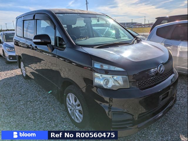 2011 Toyota Voxy