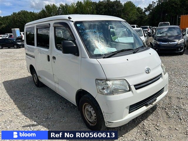 2017 Toyota Liteace V