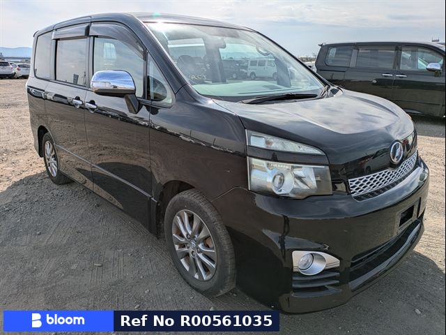 2011 Toyota Voxy