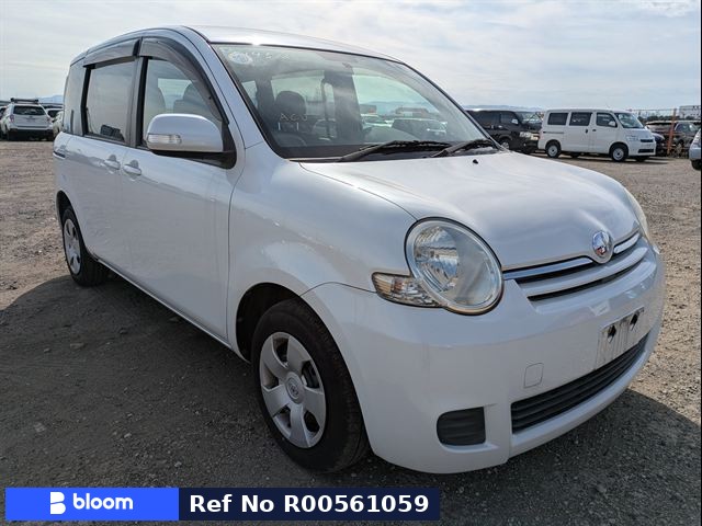 2011 Toyota Sienta
