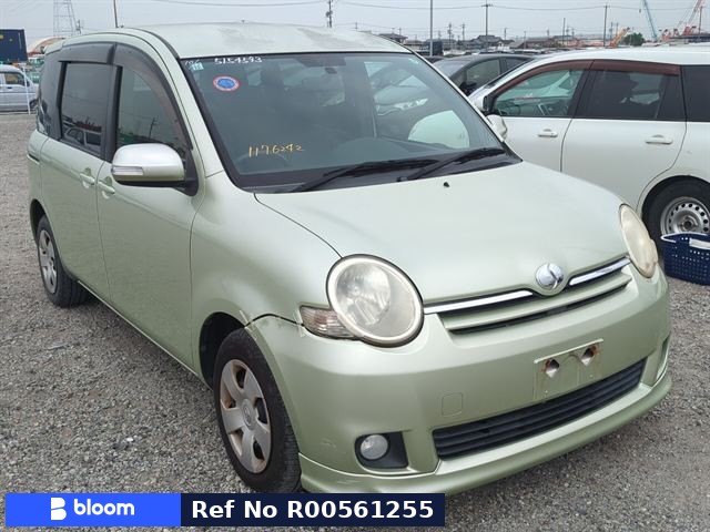 2011 Toyota Sienta