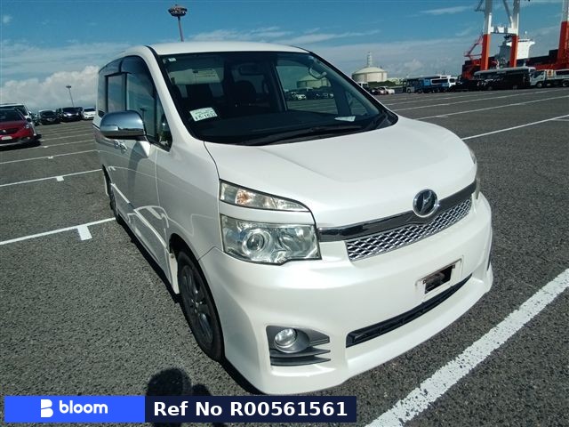 2012 Toyota Voxy
