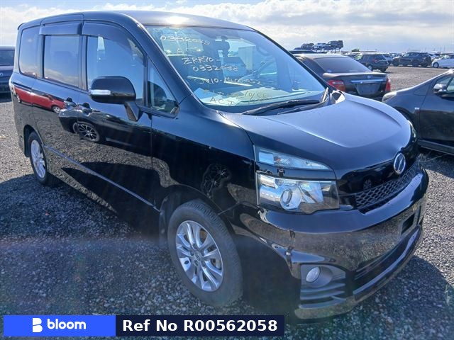 2010 Toyota Voxy