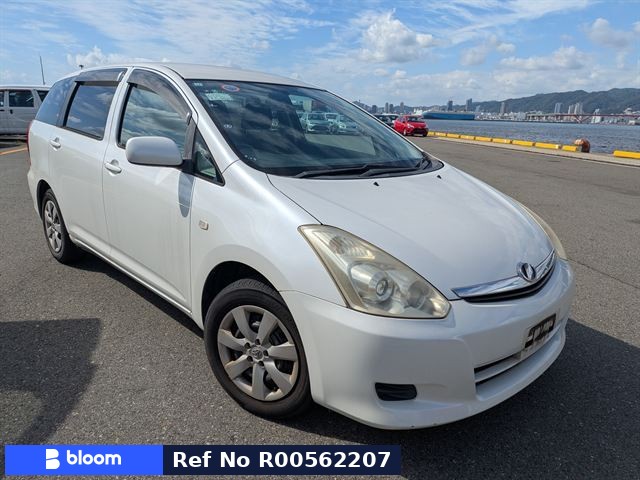 2005 Toyota Wish