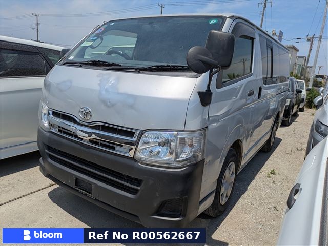 2011 Toyota Hiace V