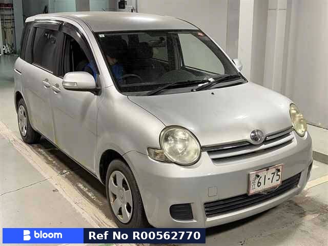 2011 Toyota Sienta
