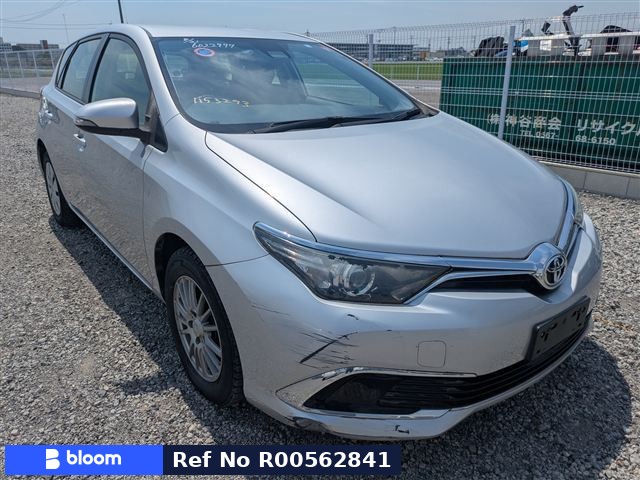 2016 Toyota Auris
