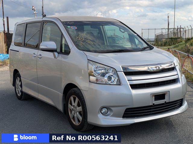 2009 Toyota Noah