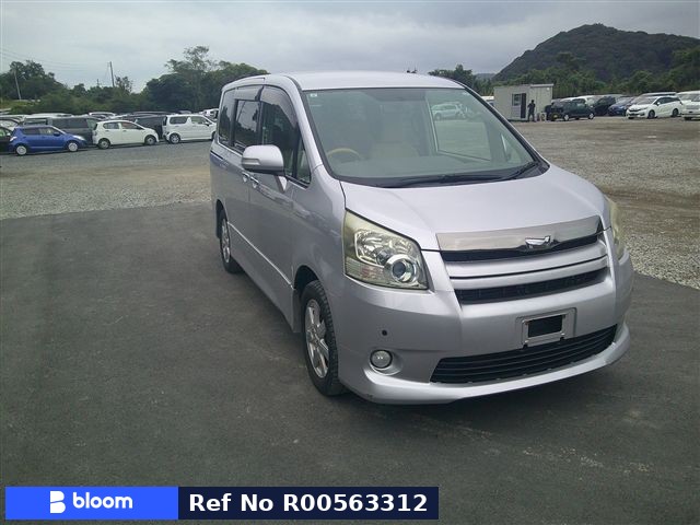 2009 Toyota Noah