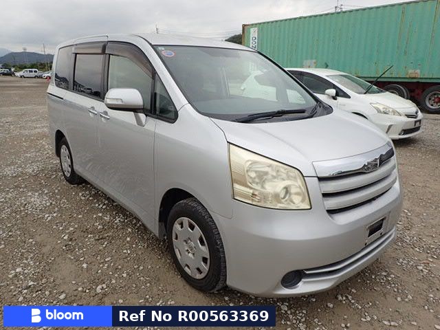 2009 Toyota Noah