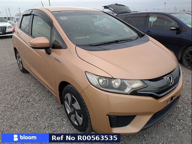 2013 Honda FIT HV