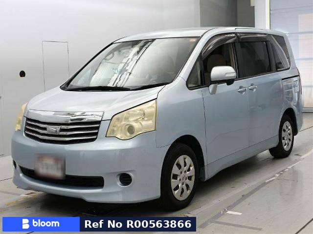 2010 Toyota Noah