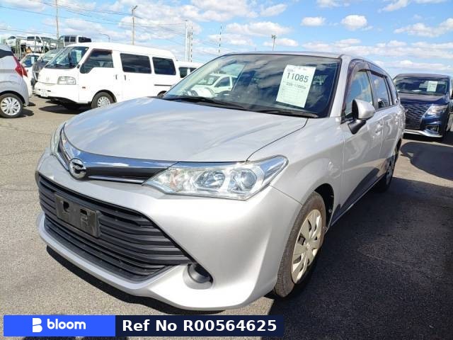 2015 Toyota Fielder