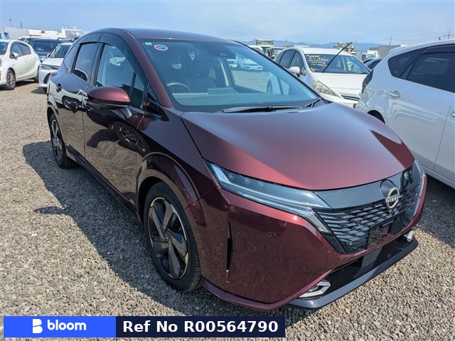 2022 Nissan Aura