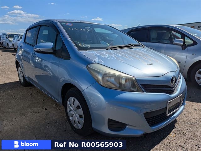 2013 Toyota Vitz