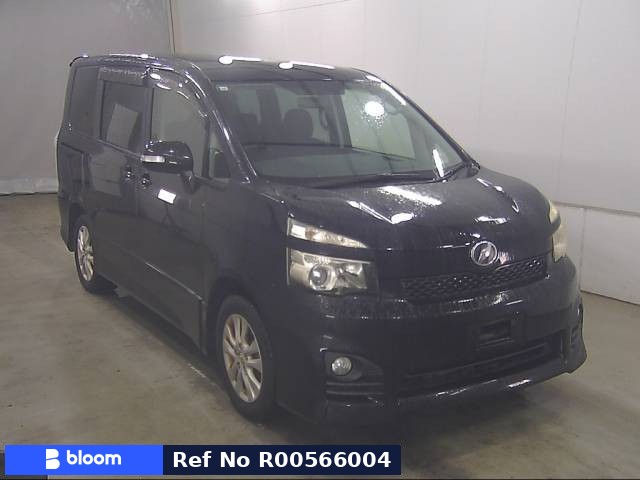 2011 Toyota Voxy